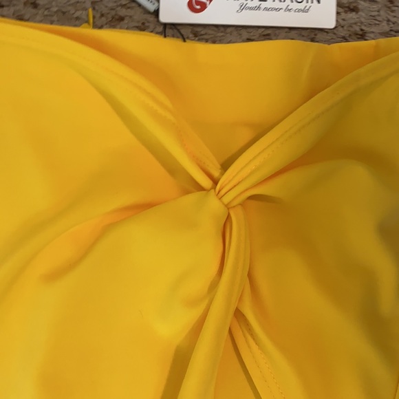 Donated to GOODWILL - Picture 2 of 4